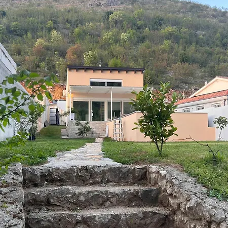 Casa de Férias House On The River Blagaj